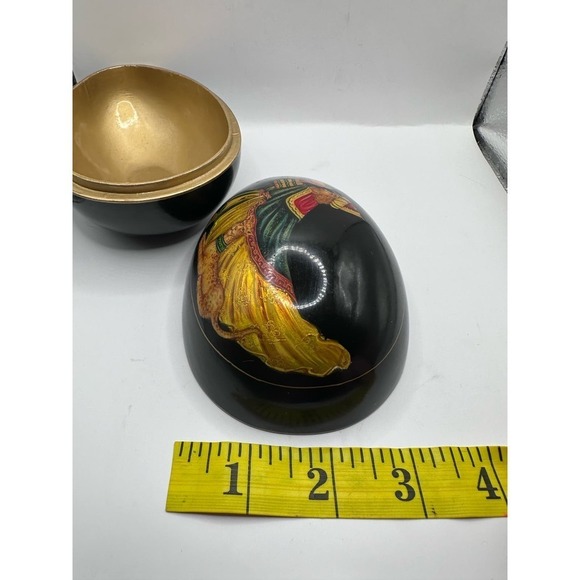 Vintage The Bombay Company Hand Painted Lacquered Egg Shaped Trinket Box - Picture 7 of 7